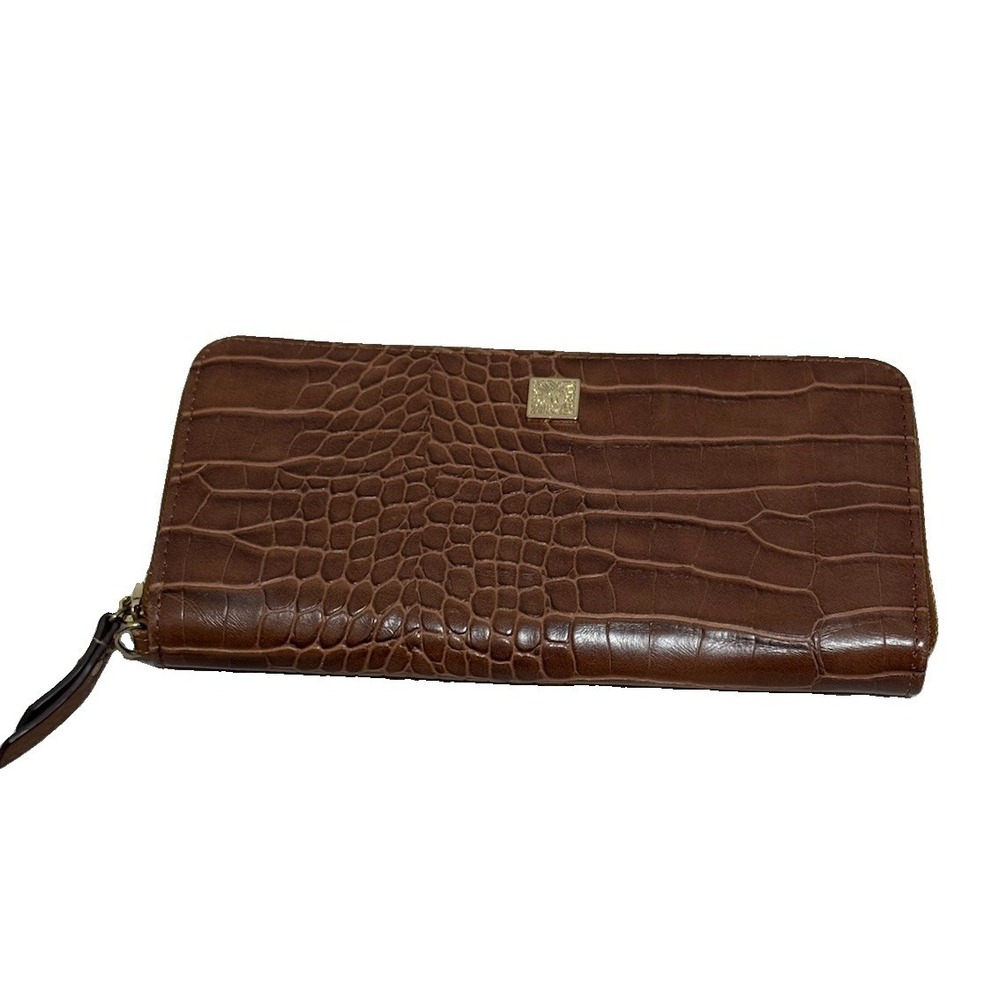 WOMENS ‎ - NWOT man made BROWN Faux Crocodile zip around Wallet Clutch bag purse
